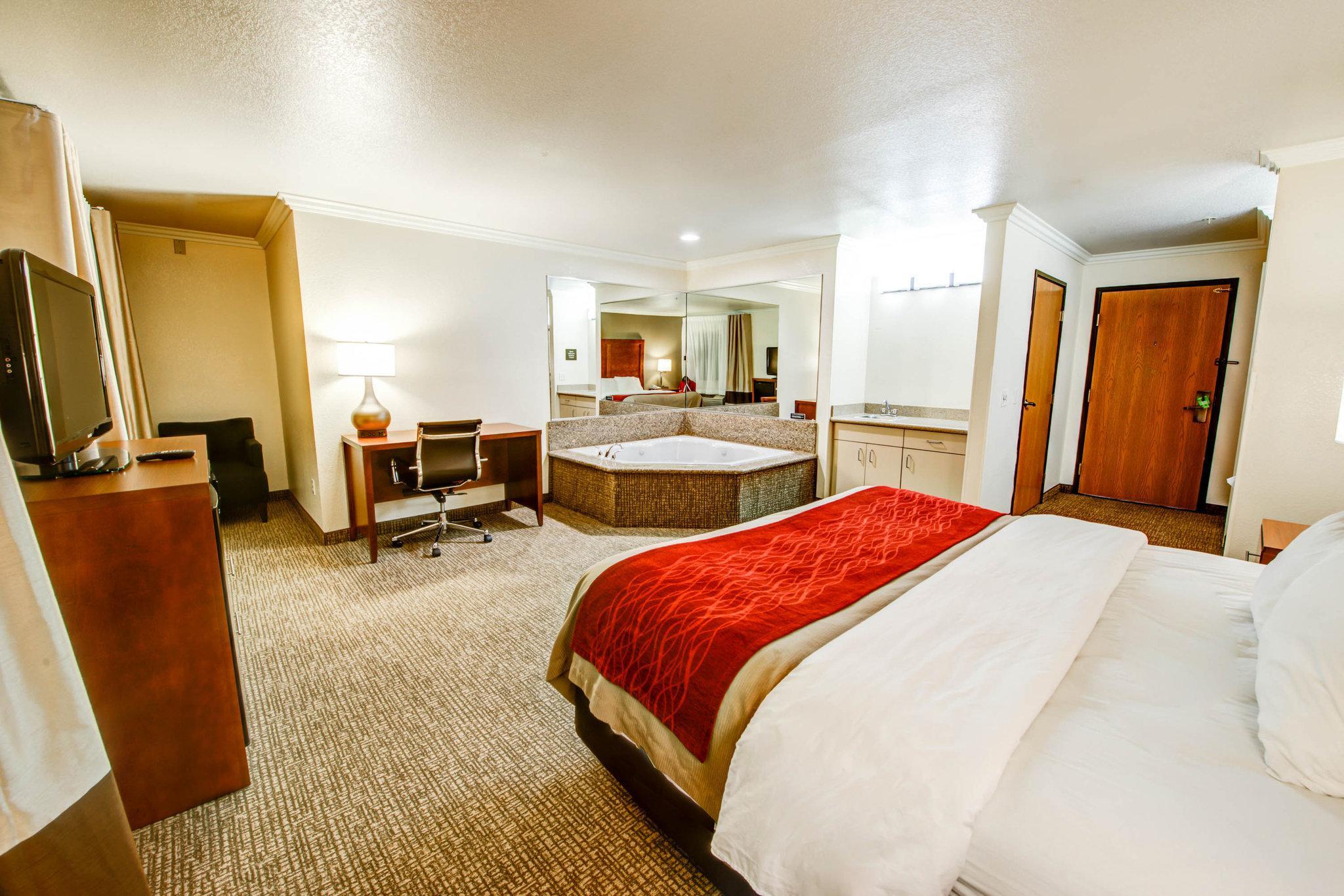 Comfort Inn Fontana Bagian luar foto